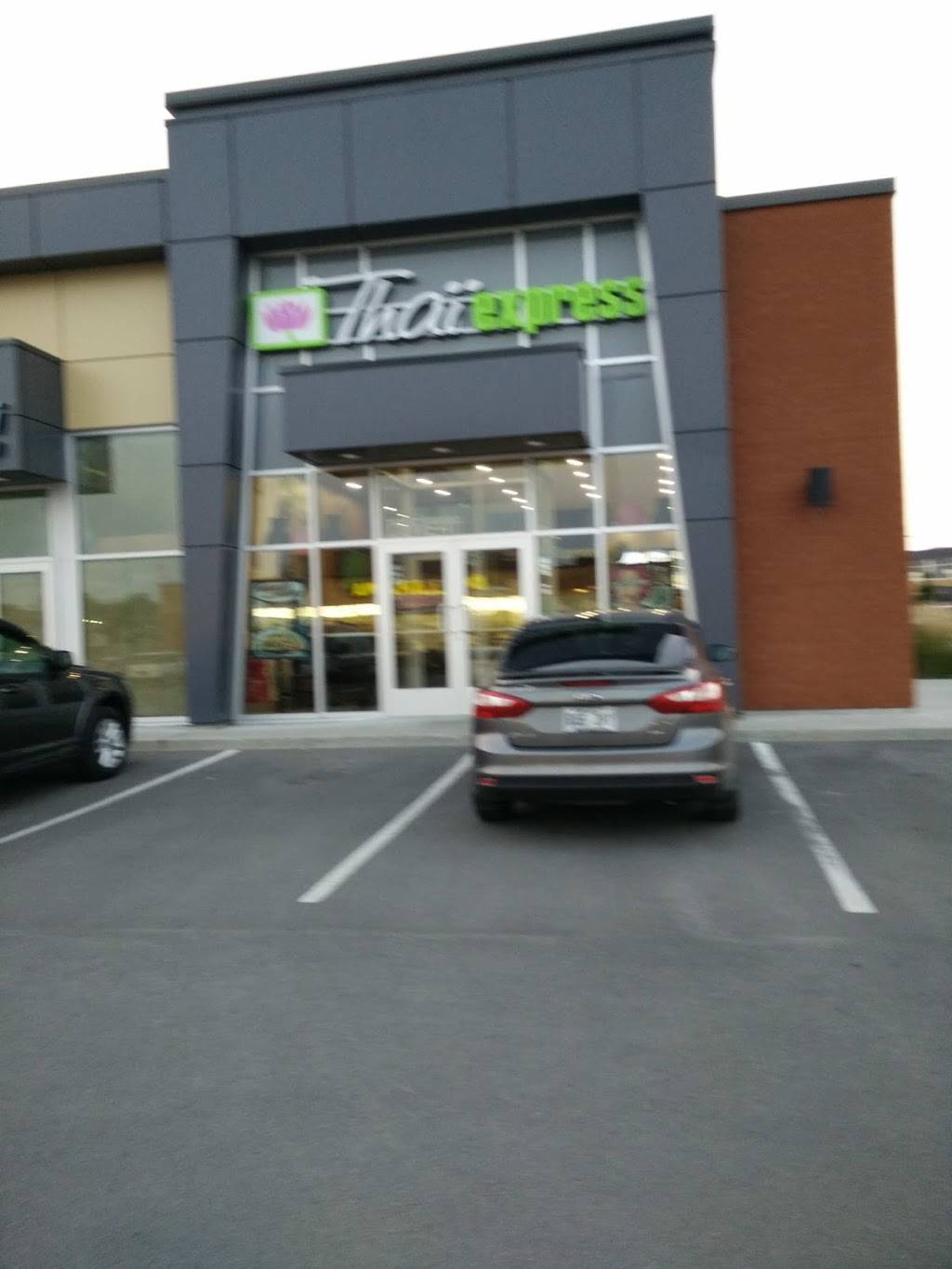 Thai Express | restaurant | Place Marquis, 788 Montée de St Sulpice, LAssomption, QC J5W 2T5, Canada | 4505898880 OR +1 450-589-8880