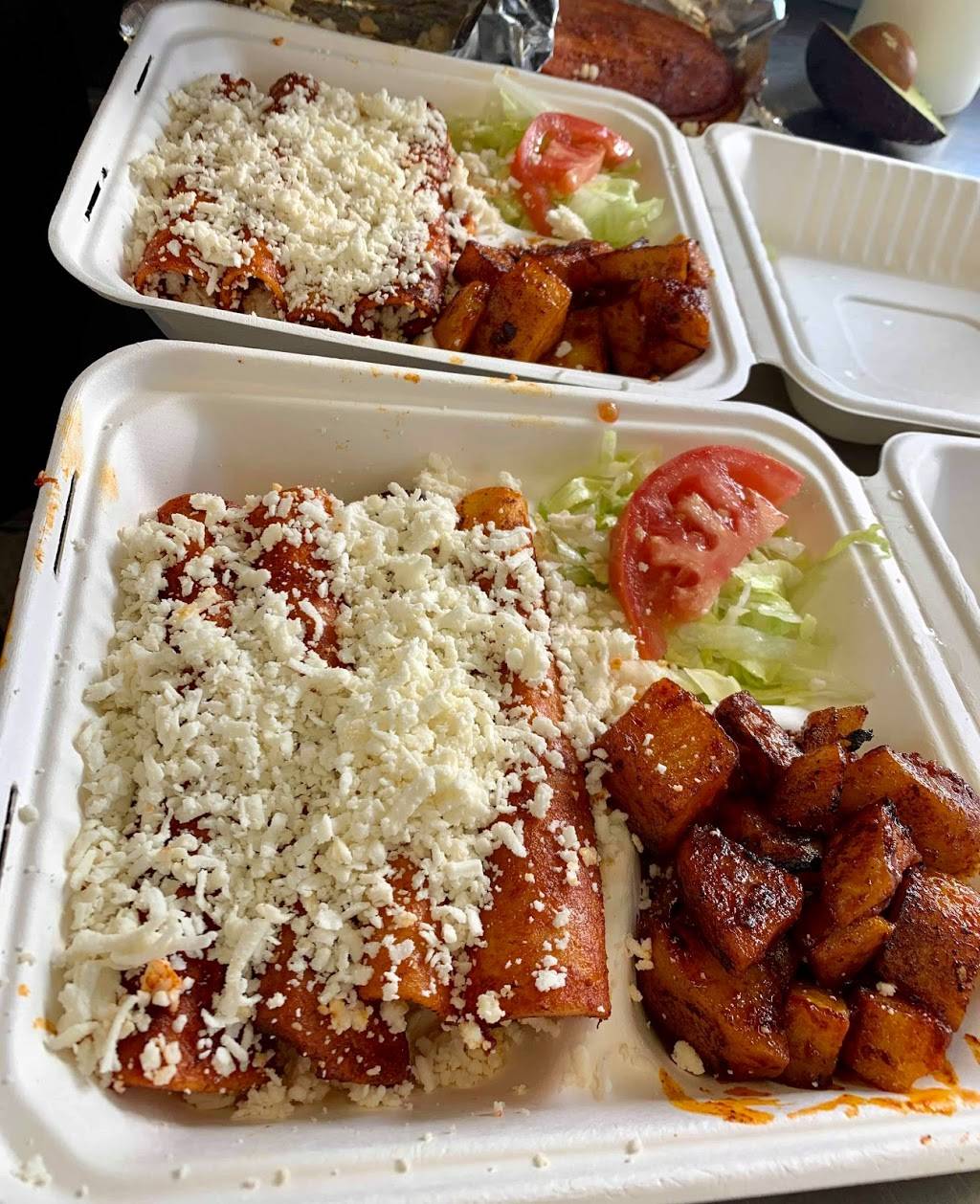 Lila’s Chilaquiles | restaurant | 5739 Sweetbriar St, Houston, TX 77017, USA | 8325062998 OR +1 832-506-2998