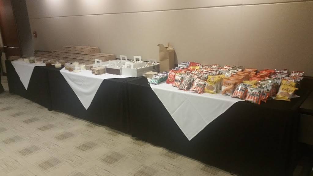 Potbelly Sandwich Shop | restaurant | 300 Renaissance Center Ste 1304, Detroit, MI 48243, USA | 3135660028 OR +1 313-566-0028