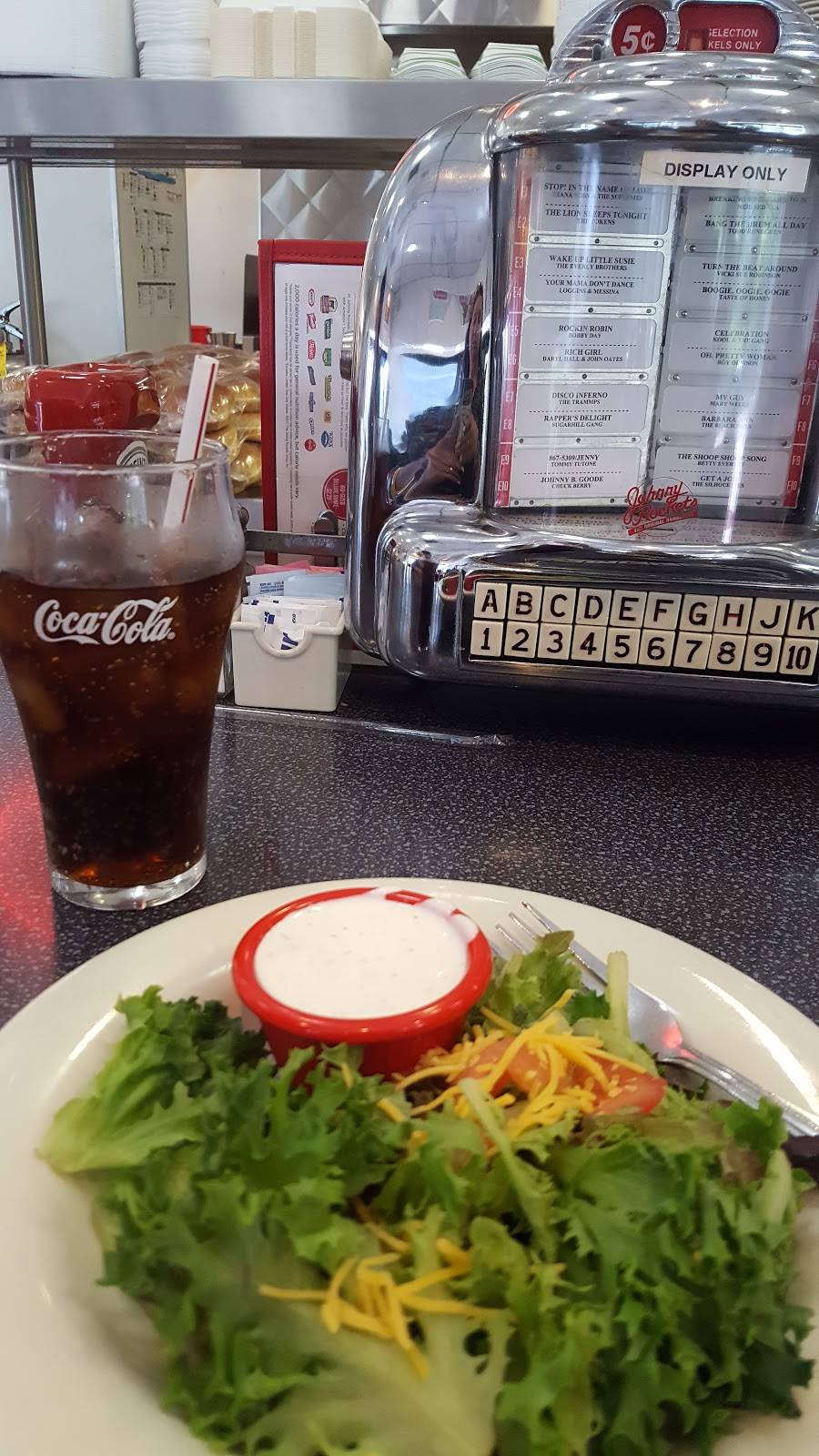 Johnny Rockets | restaurant | 3000 E 1st Ave Space. 113, Denver, CO 80206, USA | 3033995522 OR +1 303-399-5522