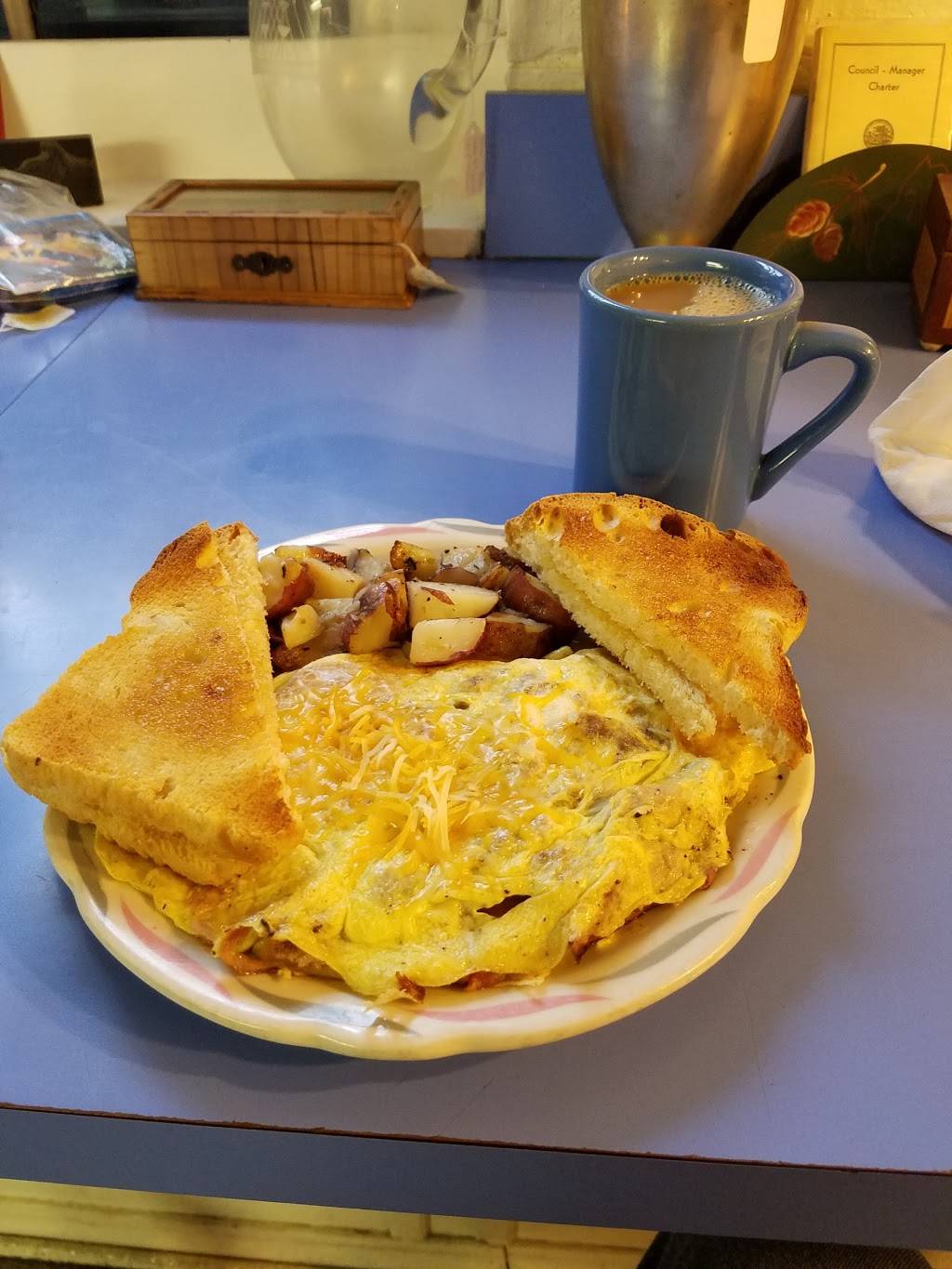 Starlight Cafe | cafe | 15 Lambard St, Bath, ME 04530, USA | 2074433005 OR +1 207-443-3005