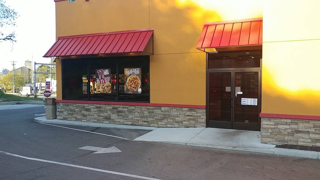 Popeyes Louisiana Kitchen | restaurant | 35 W Mitchell Ave, Cincinnati, OH 45217, USA | 5136412000 OR +1 513-641-2000