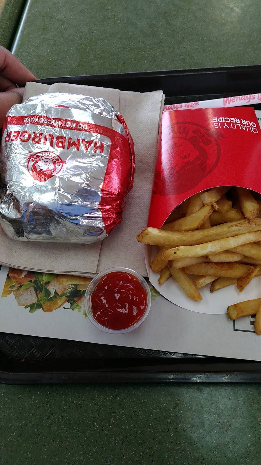 Wendys | restaurant | 19960 Highland Rd, Baton Rouge, LA 70809, USA | 2252340509 OR +1 225-234-0509