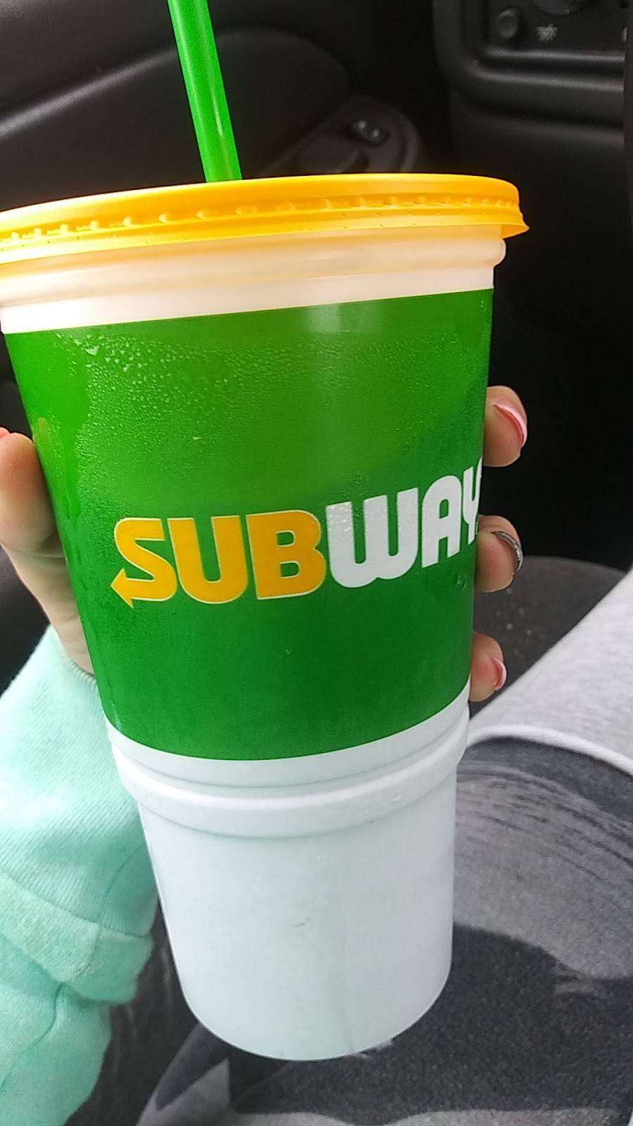 Subway | restaurant | 601 W Randolph Rd, Hopewell, VA 23860, USA | 8045418253 OR +1 804-541-8253