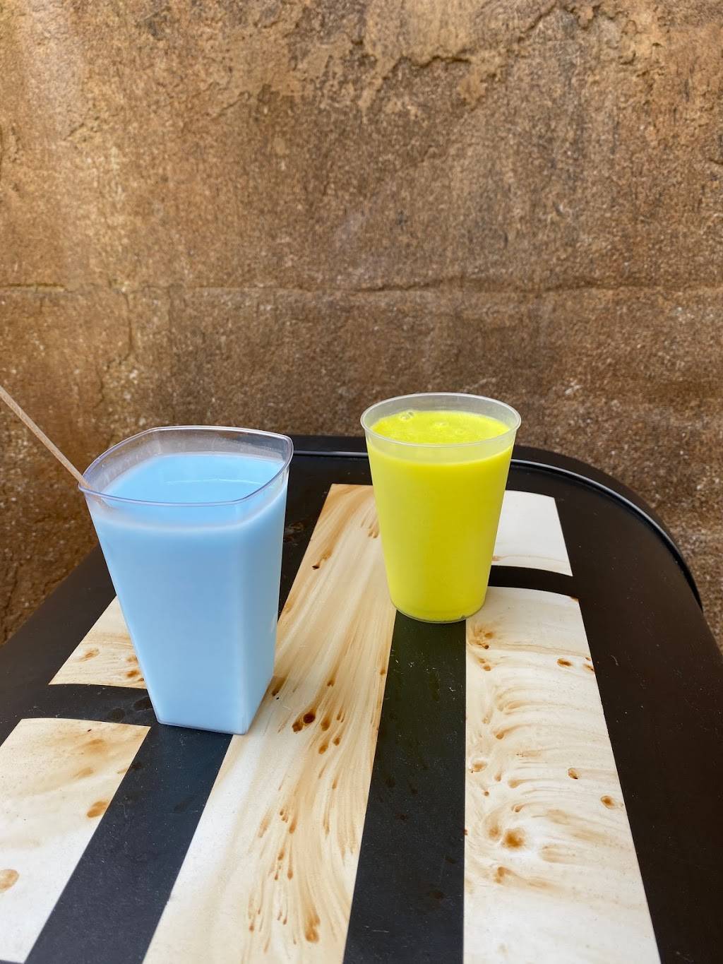 Milk Stand | restaurant | 351 S Studio Dr N, Lake Buena Vista, FL 32830, USA | 4079395277 OR +1 407-939-5277