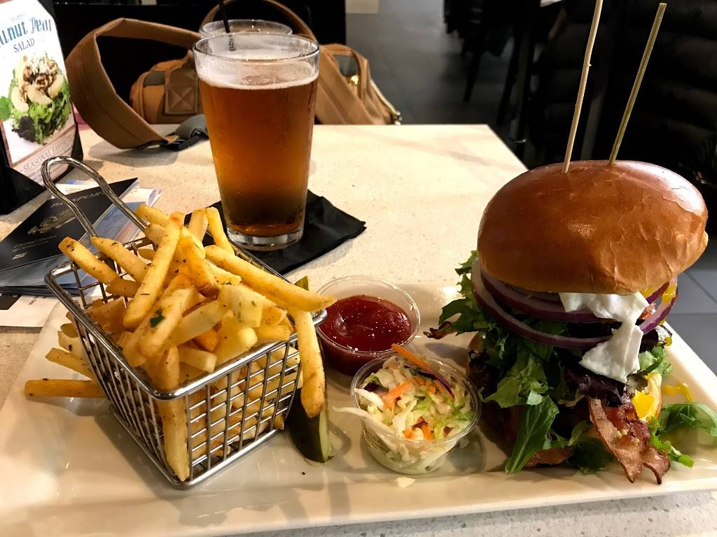 Engine Co 28 | restaurant | Los Angeles International Airport - Terminal 8, Post Way, Los Angeles, CA 90045, USA | 3105031805 OR +1 310-503-1805