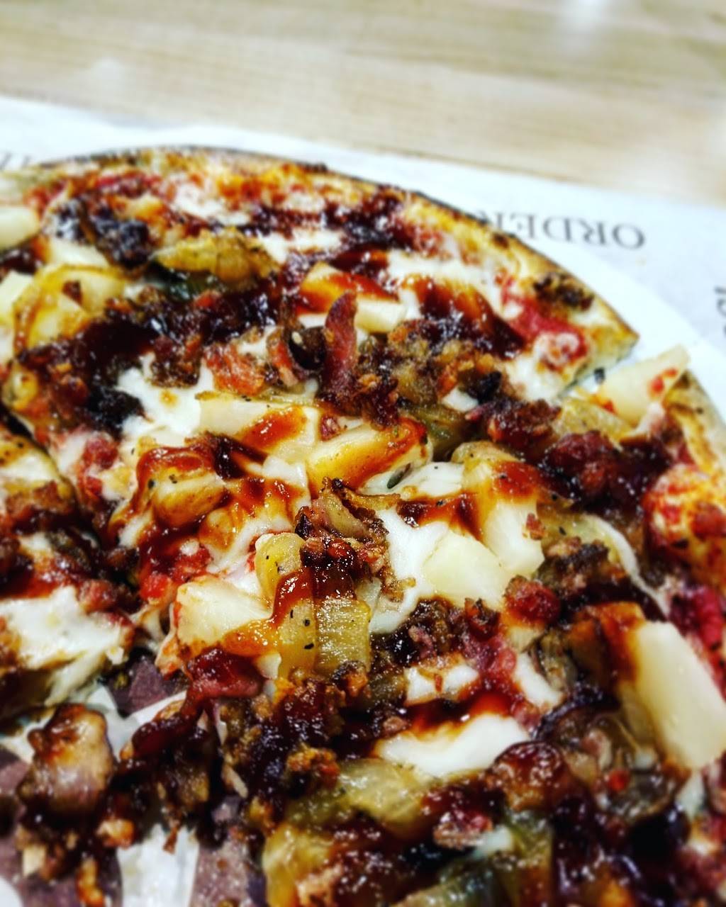 Rise Pies | restaurant | 22705, Clarksburg, MD 20871, USA | 3013554693 OR +1 301-355-4693