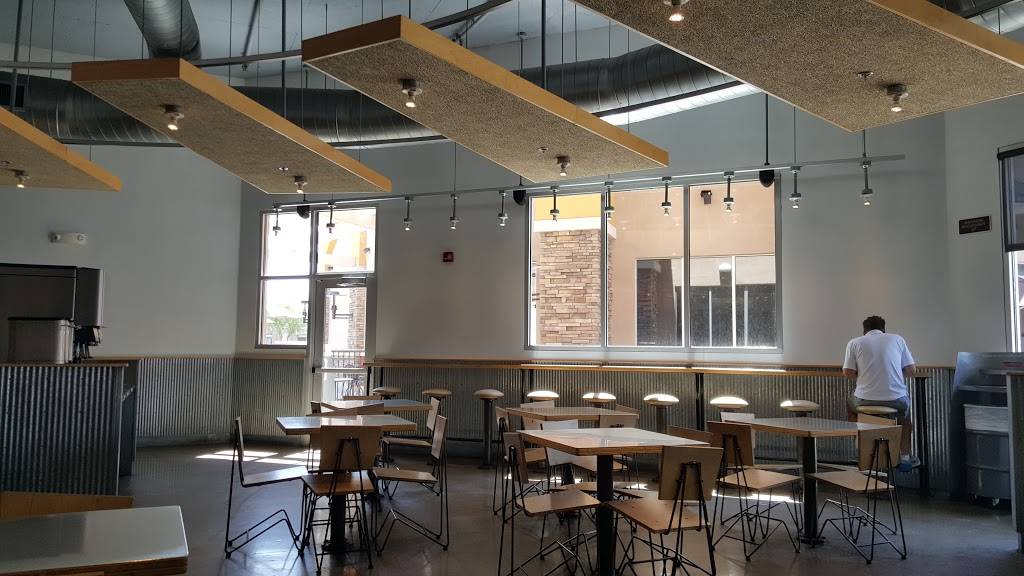 Chipotle Mexican Grill | restaurant | 9925 W McDowell Rd Ste 101, Avondale, AZ 85392, USA | 6239071122 OR +1 623-907-1122