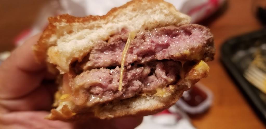 Wendys | restaurant | 11720 N 56th St, Temple Terrace, FL 33617, USA | 8139806441 OR +1 813-980-6441