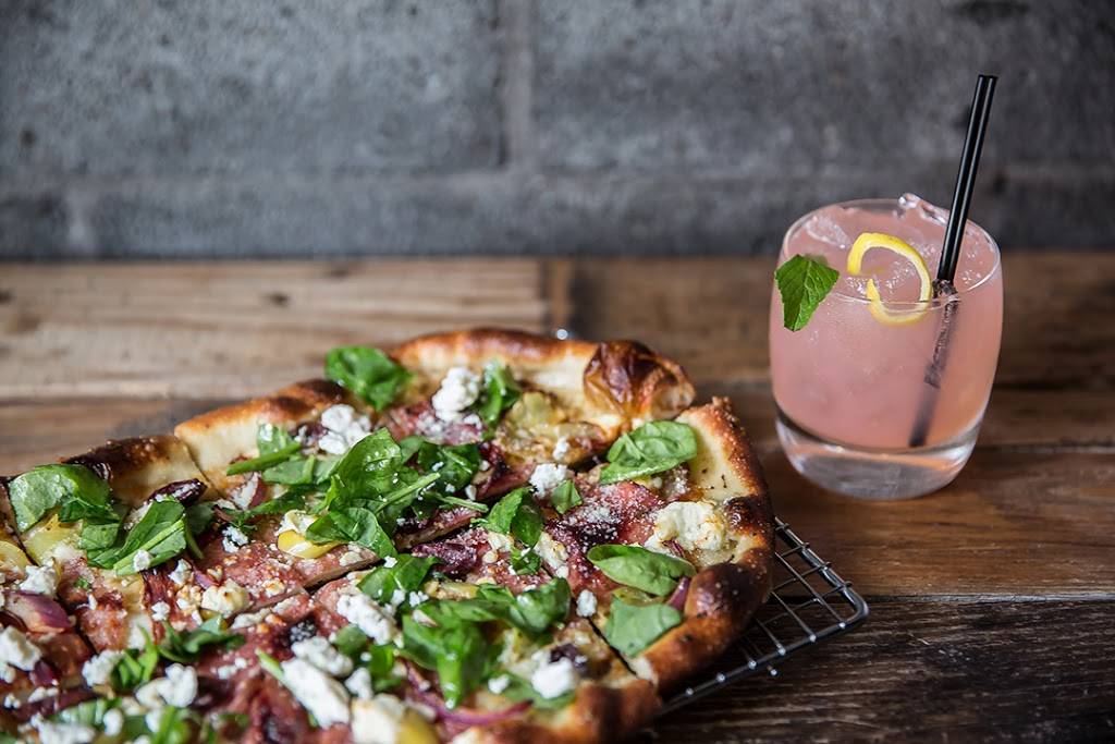 The Silver Pig Bar & Oyster Room | restaurant | 102 S Michigan Ave, Howell, MI 48843, USA | 5177988008 OR +1 517-798-8008