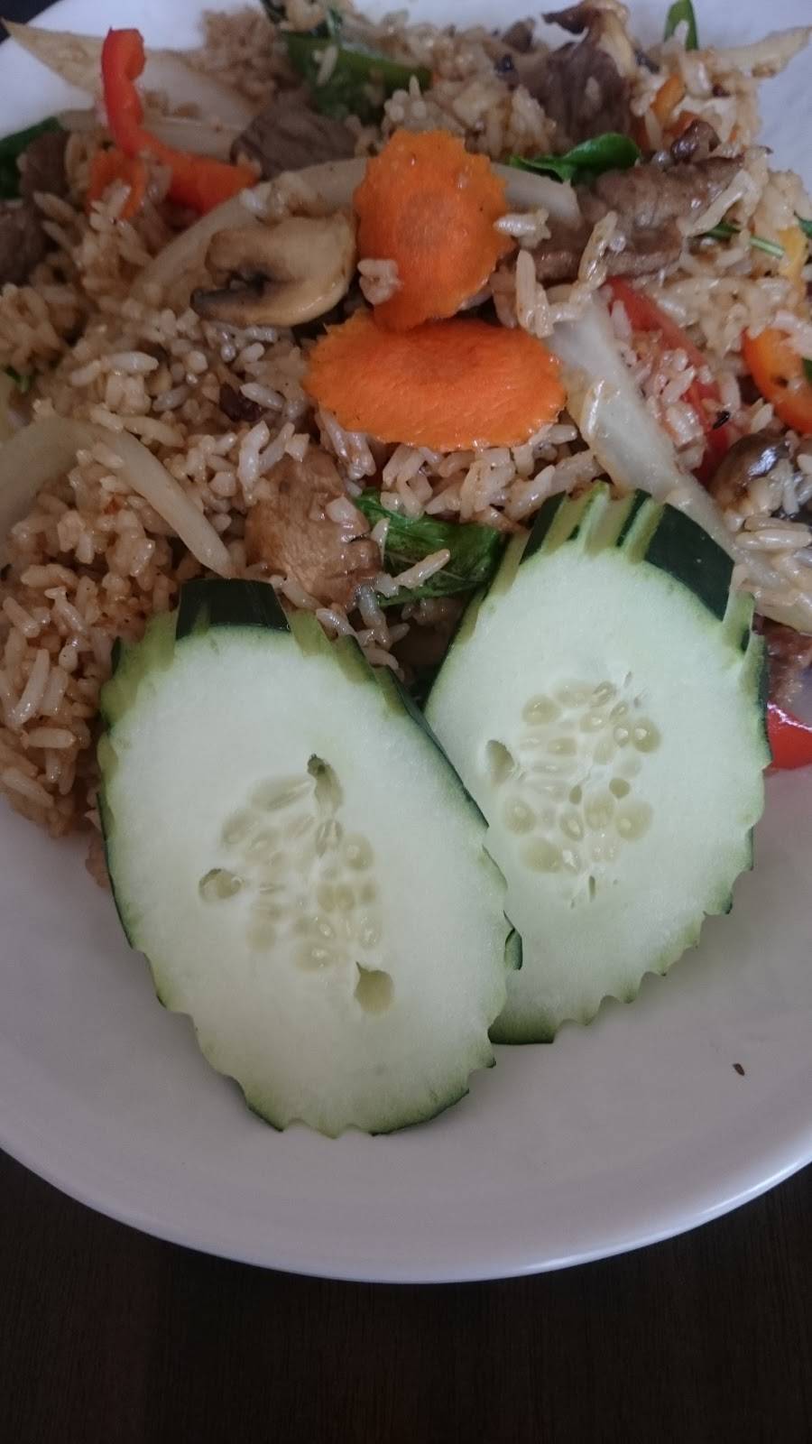 Thai House Restaurant | restaurant | 2311 Tapo St B, Simi Valley, CA 93063, USA | 8055797949 OR +1 805-579-7949