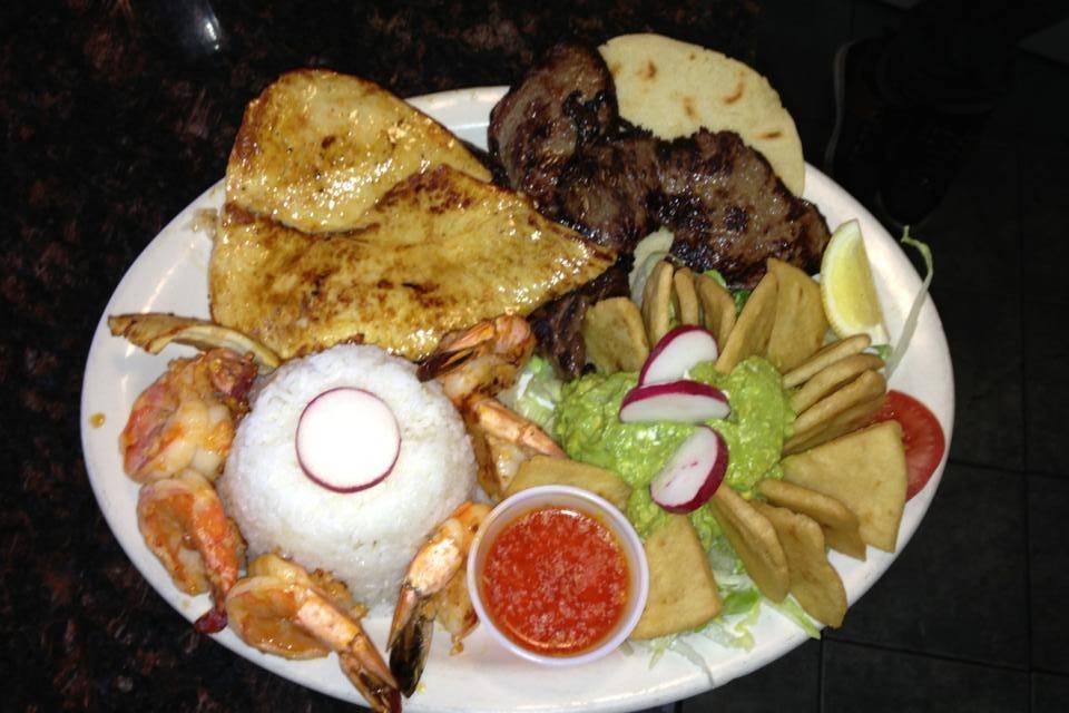 Mi Pequeño El Salvador | meal delivery | 94-16 37th Ave, Jackson Heights, NY 11372, USA | 7186720853 OR +1 718-672-0853