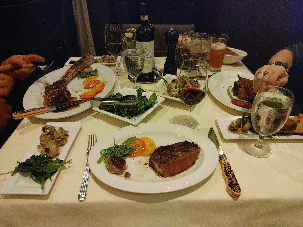 Halls Chophouse Columbia | restaurant | 1221 Main St #150, Columbia, SC 29201, USA | 8035635066 OR +1 803-563-5066