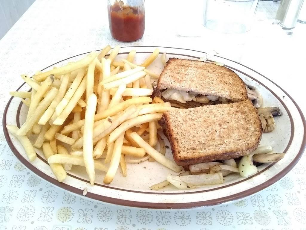 Pretty Lady | restaurant | 1615, 1733 Peralta St, Oakland, CA 94607, USA | 5108321213 OR +1 510-832-1213