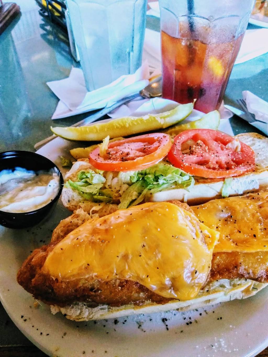 Backyard Grill & Bar | restaurant | 6473 N 2nd St, Loves Park, IL 61111, USA | 8156369430 OR +1 815-636-9430