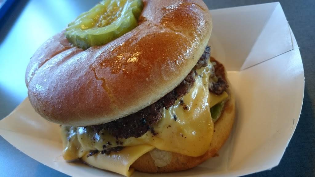 Culvers | restaurant | 7105 E 96th St, Indianapolis, IN 46250, USA | 3175761180 OR +1 317-576-1180