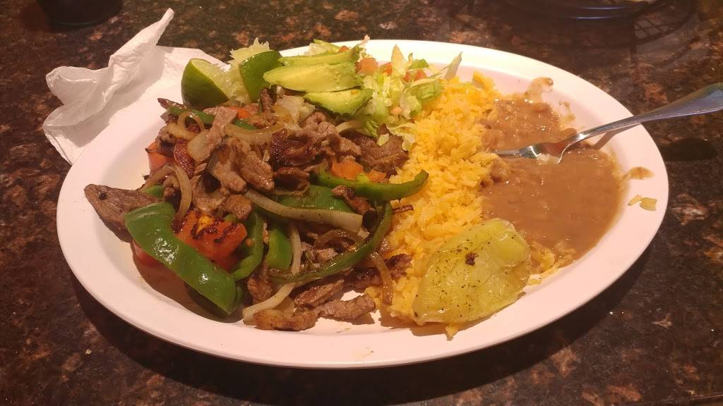 Antojitos Mexicanos | restaurant | 85 Ramona Expy # 10, Perris, CA 92571, USA | 9519405570 OR +1 951-940-5570