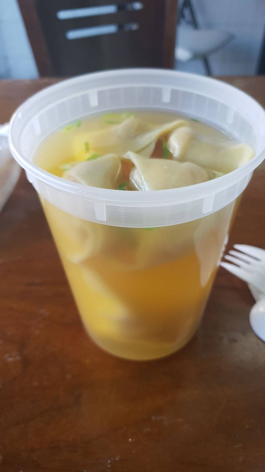 Yum Yummy | restaurant | 1624 East 16th Street, Brooklyn, NY 11229, USA | 7183766688 OR +1 718-376-6688