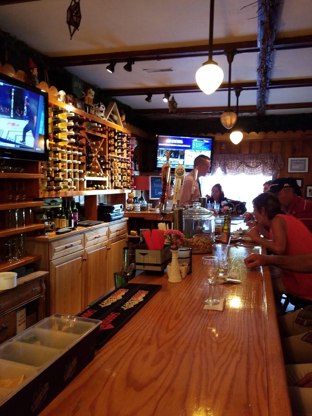 Winslows Restaurant | restaurant | 801 Saratoga Rd, Gansevoort, NY 12831, USA | 5185842489 OR +1 518-584-2489