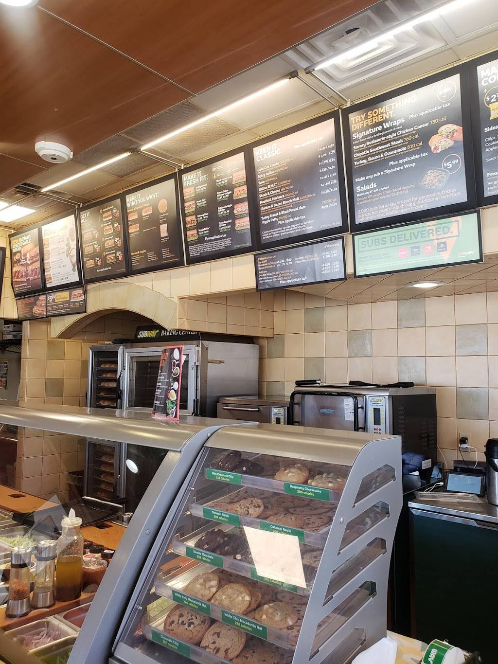 Subway Restaurants | restaurant | 631 S Rancho Santa Fe Rd, San Marcos, CA 92078, USA | 7605109590 OR +1 760-510-9590