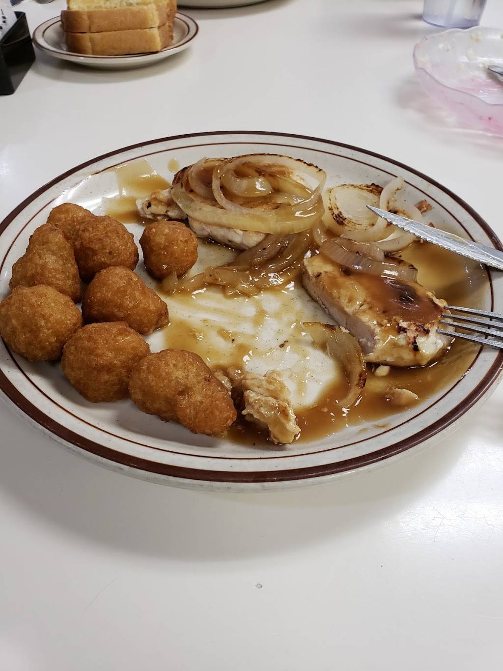 Pattys Place | restaurant | 45823-45901 Marietta Rd, Caldwell, OH 43724, USA | 7407324948 OR +1 740-732-4948