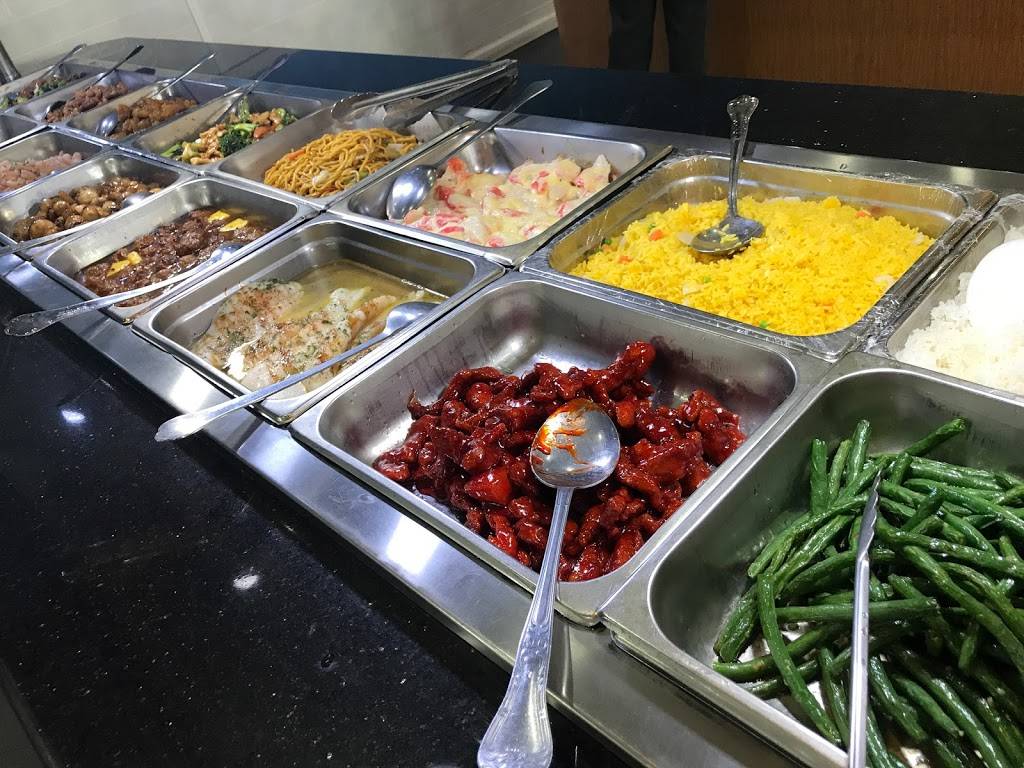 Wok In & Wok Out | restaurant | 2279 N Park Dr # 610, Holland, MI 49424, USA | 6163938880 OR +1 616-393-8880