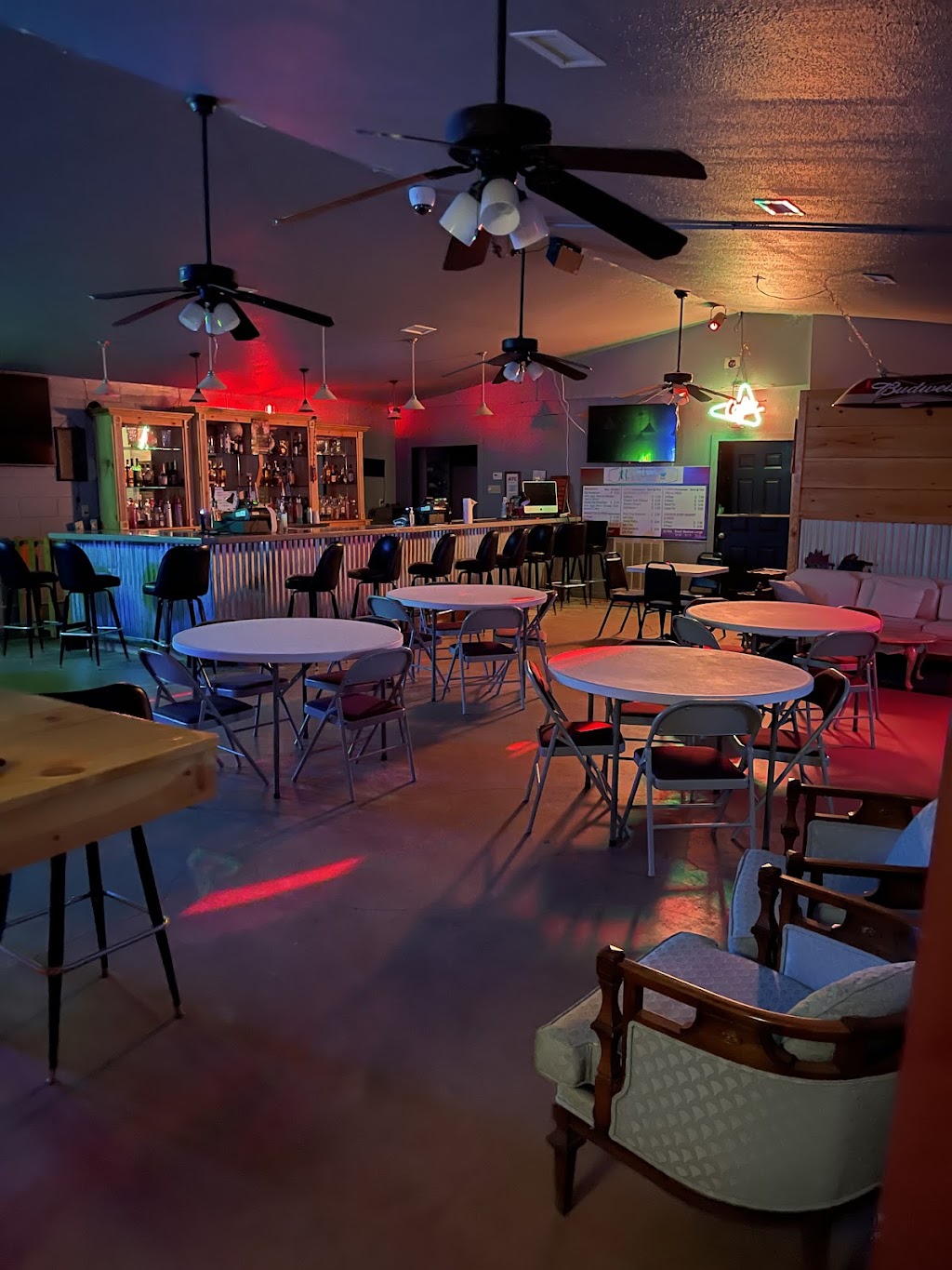 Home Town Club & Grill | restaurant | 479 LA-849, Columbia, LA 71418, USA | 3185820317 OR +1 318-582-0317