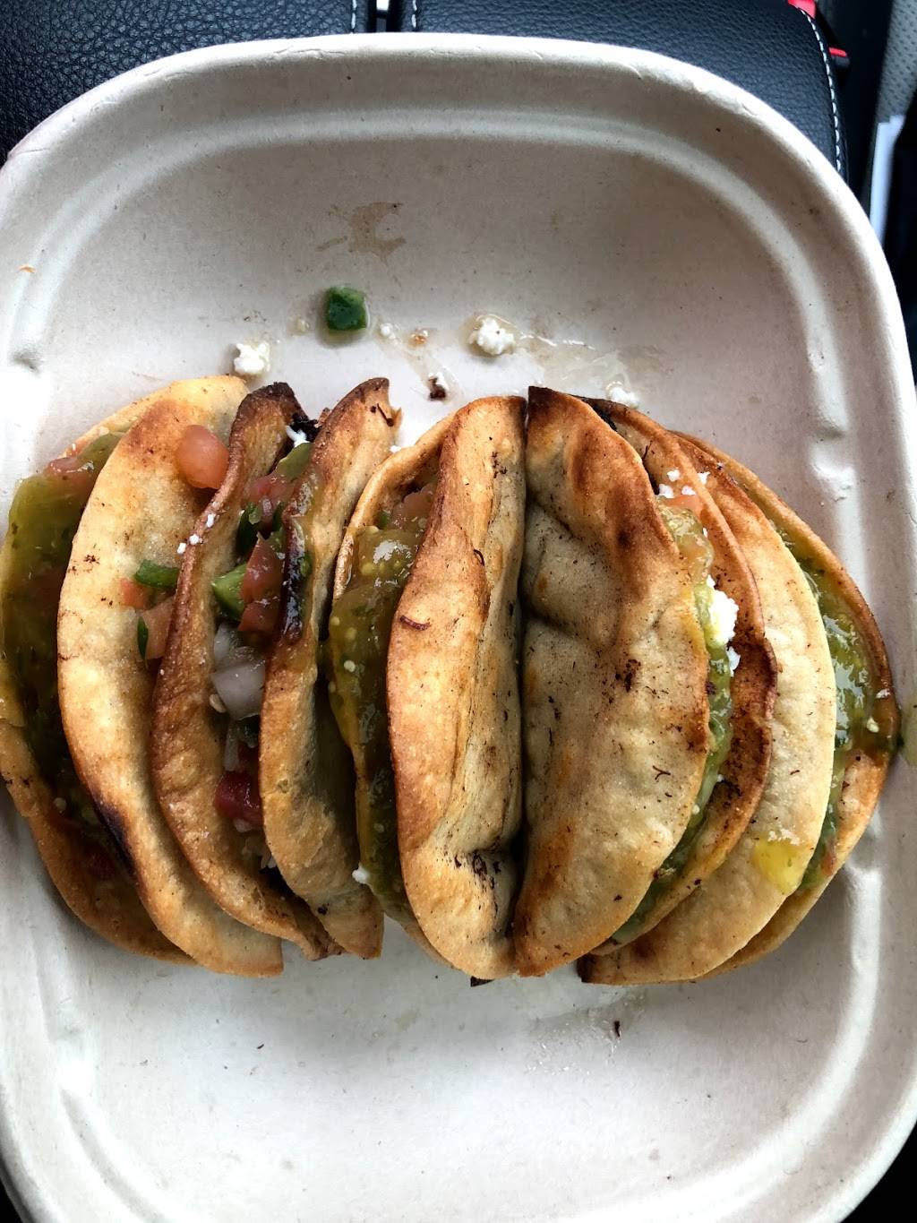 El Charrito | restaurant | 1416, 122, W Market St, Salinas, CA 93901, USA | 8314249446 OR +1 831-424-9446