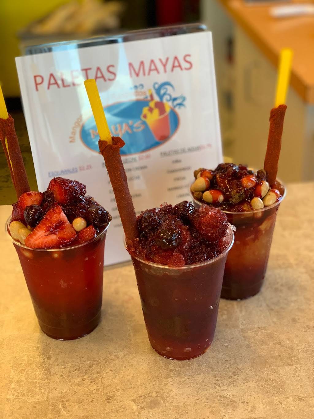 Mayas Mangoneadas | restaurant | 3302 Q St, Omaha, NE 68107, USA | 4027185582 OR +1 402-718-5582