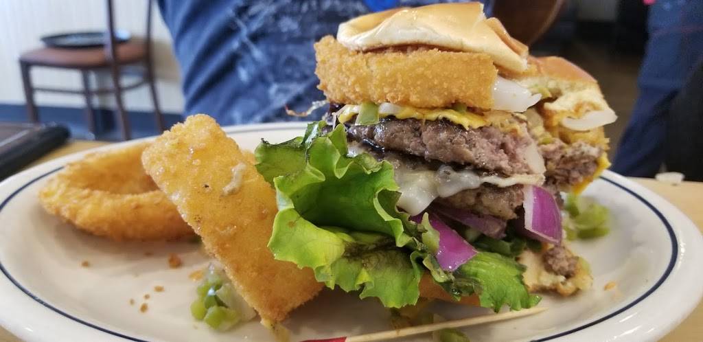 IHOP | restaurant | 647 W Main St, Lewisville, TX 75057, USA | 2142223378 OR +1 214-222-3378