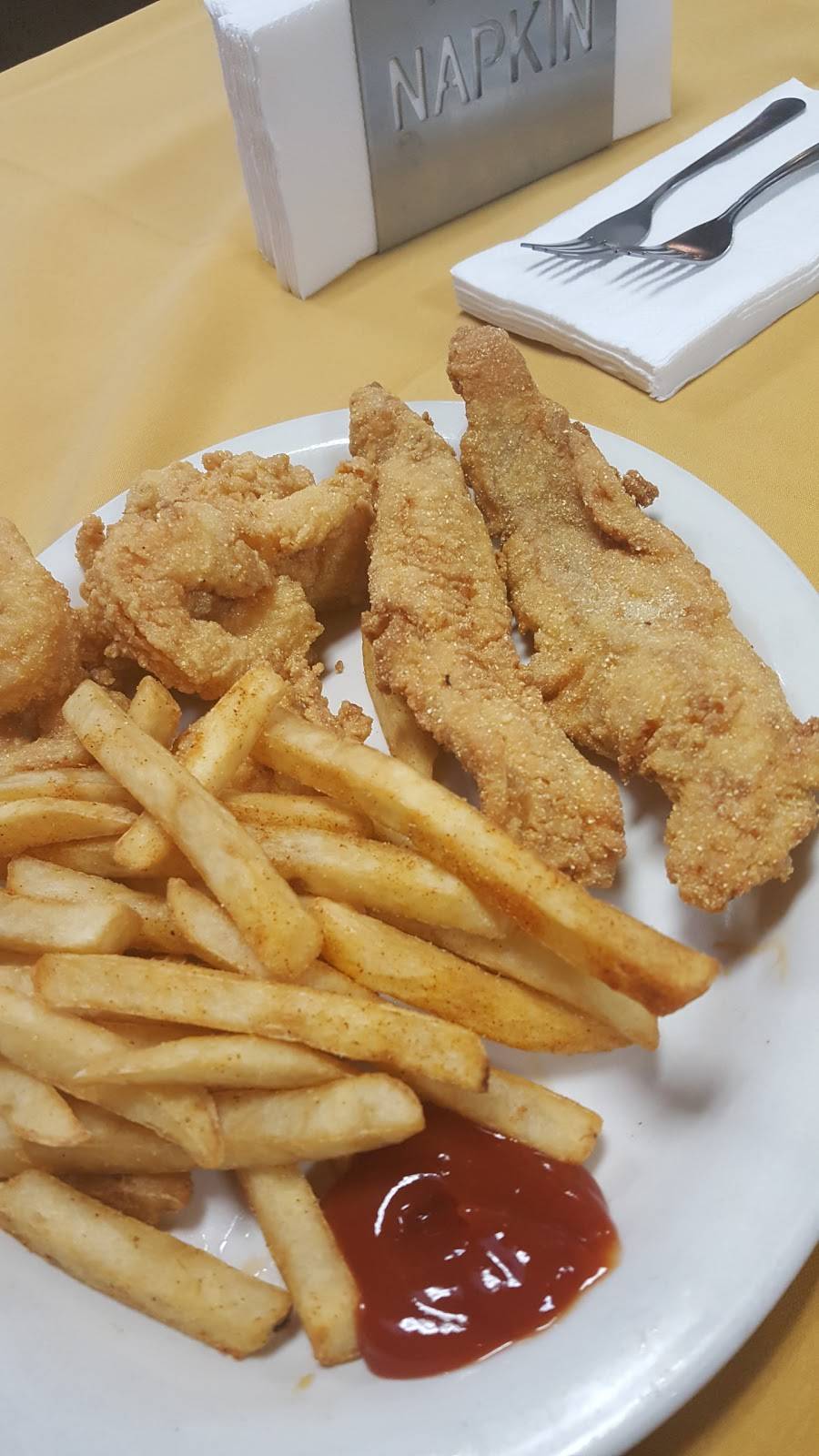 French Quarter Creole Bar & Grill | restaurant | 16728 Bellflower Blvd, Bellflower, CA 90706, USA | 5628040200 OR +1 562-804-0200