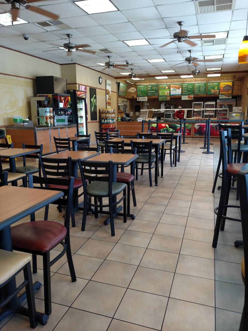Subway | restaurant | 507 US-27, Branford, FL 32008, USA | 3869350121 OR +1 386-935-0121