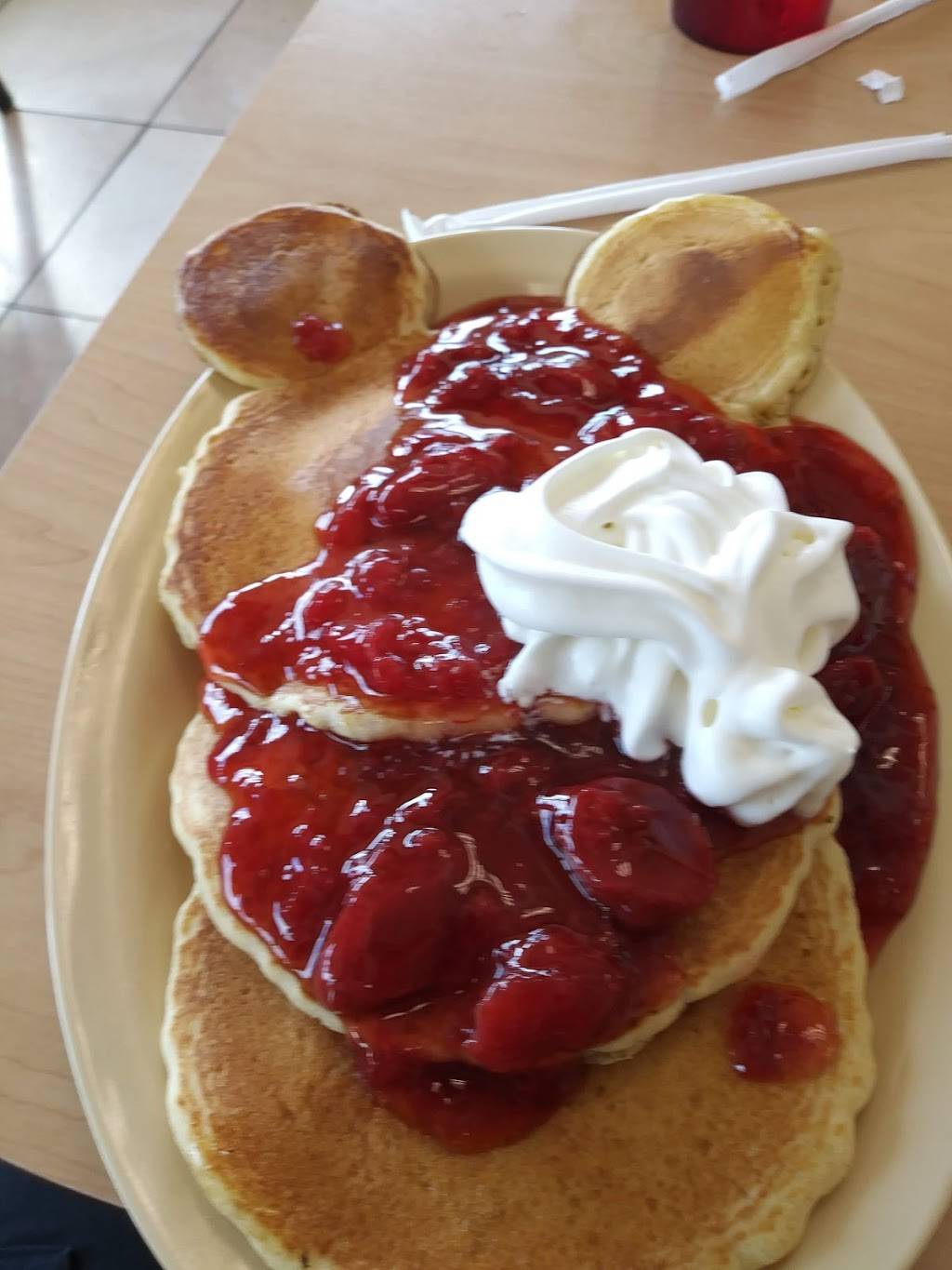 Royal Grill | restaurant | 9850 Livernois, Detroit, MI 48204, USA | 3138341300 OR +1 313-834-1300