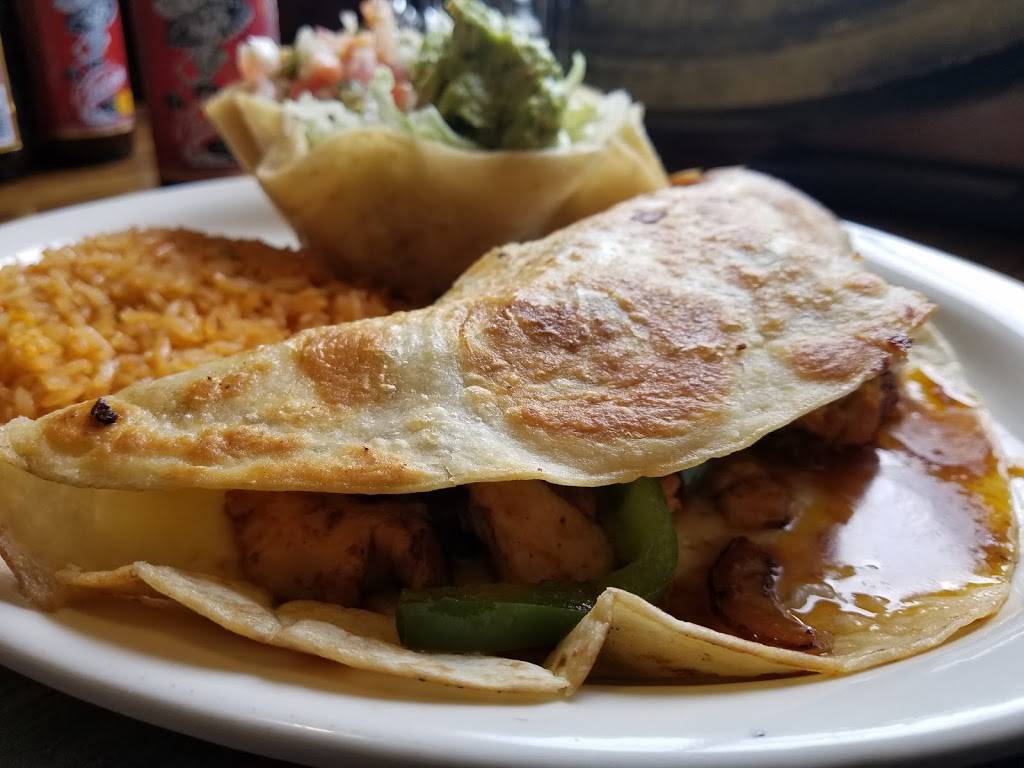 Amigos & Beer | restaurant | 675 w hickpoochee av, LaBelle, FL 33935, USA | 8636740058 OR +1 863-674-0058