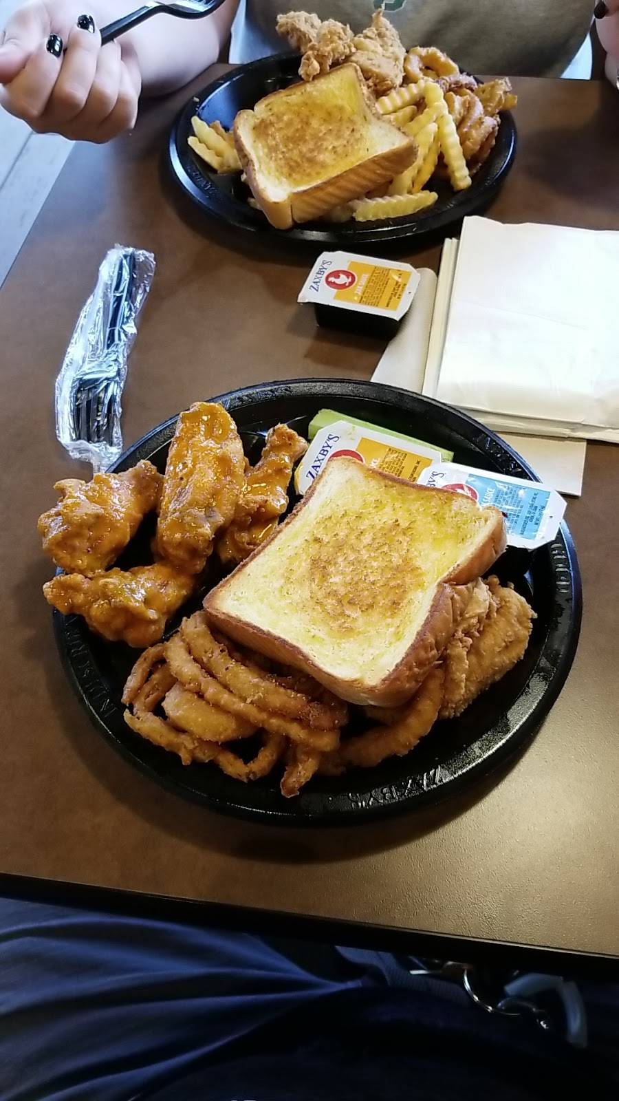 Zaxbys Chicken Fingers & Buffalo Wings | restaurant | 8585 Ulmerton Rd, Largo, FL 33771, USA | 7272664242 OR +1 727-266-4242