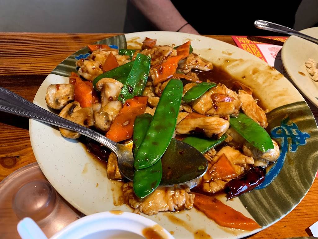 Century Dragon | restaurant | 3711 W Magnolia Blvd, Burbank, CA 91505, USA | 8188463711 OR +1 818-846-3711