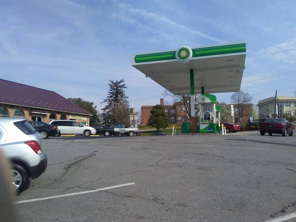 Blimpie | meal delivery | 407 N Bridge St, Bedford, VA 24523, USA | 5405864199 OR +1 540-586-4199