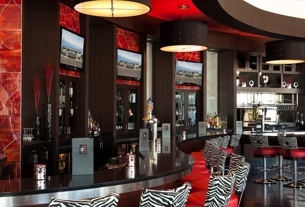 Twenty8 Food & Spirits | restaurant | 28 Patriot Pl, Foxborough, MA 02035, USA | 5082161668 OR +1 508-216-1668