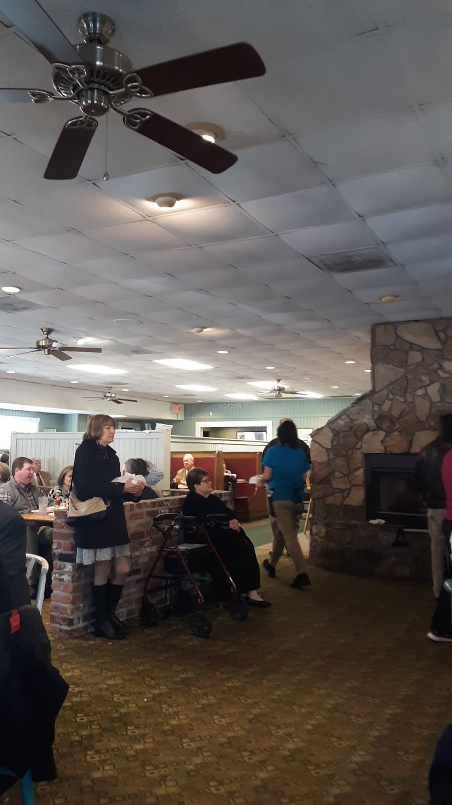 Jeneanes At Pinebrook | restaurant | 4436 Forsyth Rd, Macon, GA 31210, USA | 4784764642 OR +1 478-476-4642