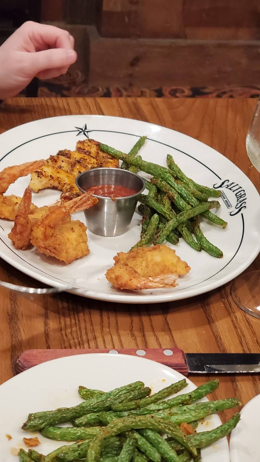 Saltgrass Steak House | restaurant | 8850 Vineland Ave, Orlando, FL 32821, USA | 4075600440 OR +1 407-560-0440