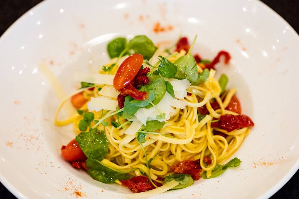 Palma Bistro | restaurant | 23906 Ford Rd, Dearborn Heights, MI 48127, USA | 3137895151 OR +1 313-789-5151