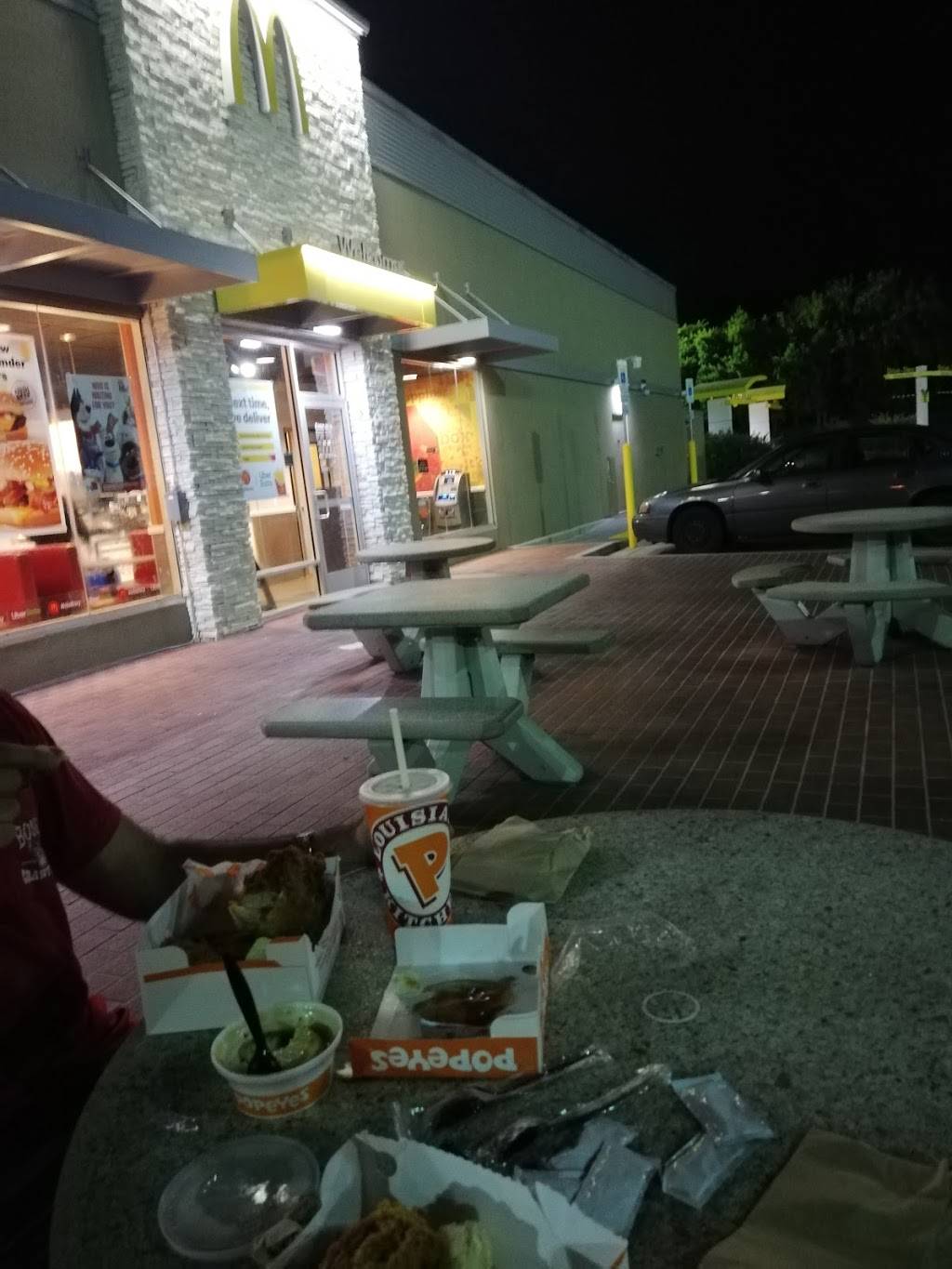 Popeyes Louisiana Kitchen | restaurant | 4933 New Jesup Hwy, Brunswick, GA 31520, USA | 9125777028 OR +1 912-577-7028