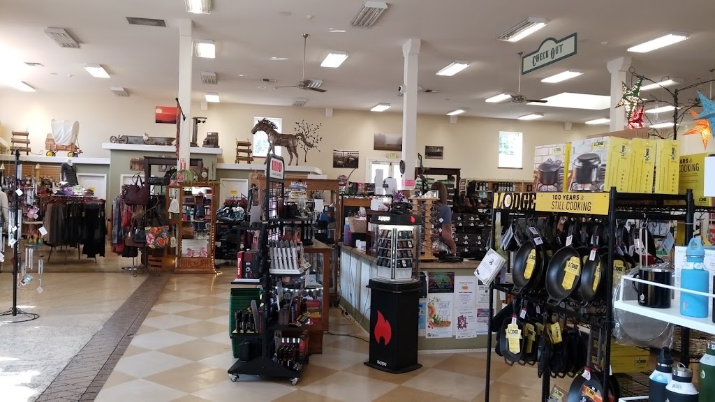 JD Redhouse & Company | restaurant | 212 S Main St, Willits, CA 95490, USA | 7074591214 OR +1 707-459-1214