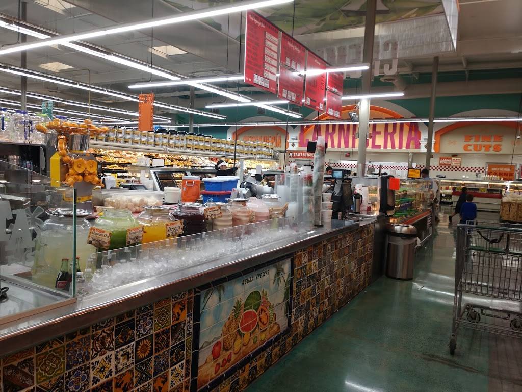 Vallarta Supermarkets | bakery | 1315 E Valley Pkwy, Escondido, CA 92027, USA | 7602910375 OR +1 760-291-0375
