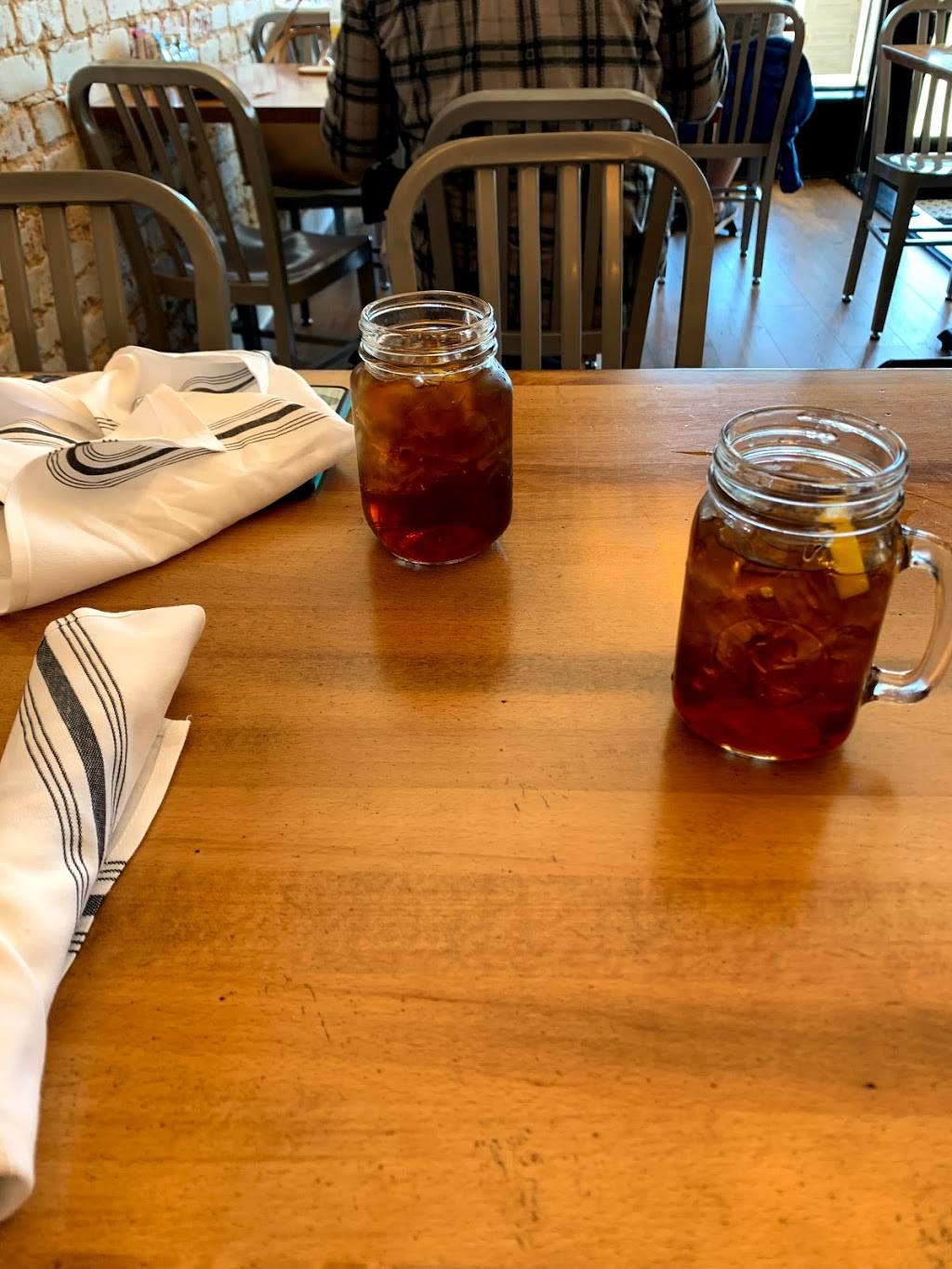 Mason’s Restaurant & Grocery | restaurant | 111 N Sycamore St, Aberdeen, NC 28315, USA | 9107570155 OR +1 910-757-0155