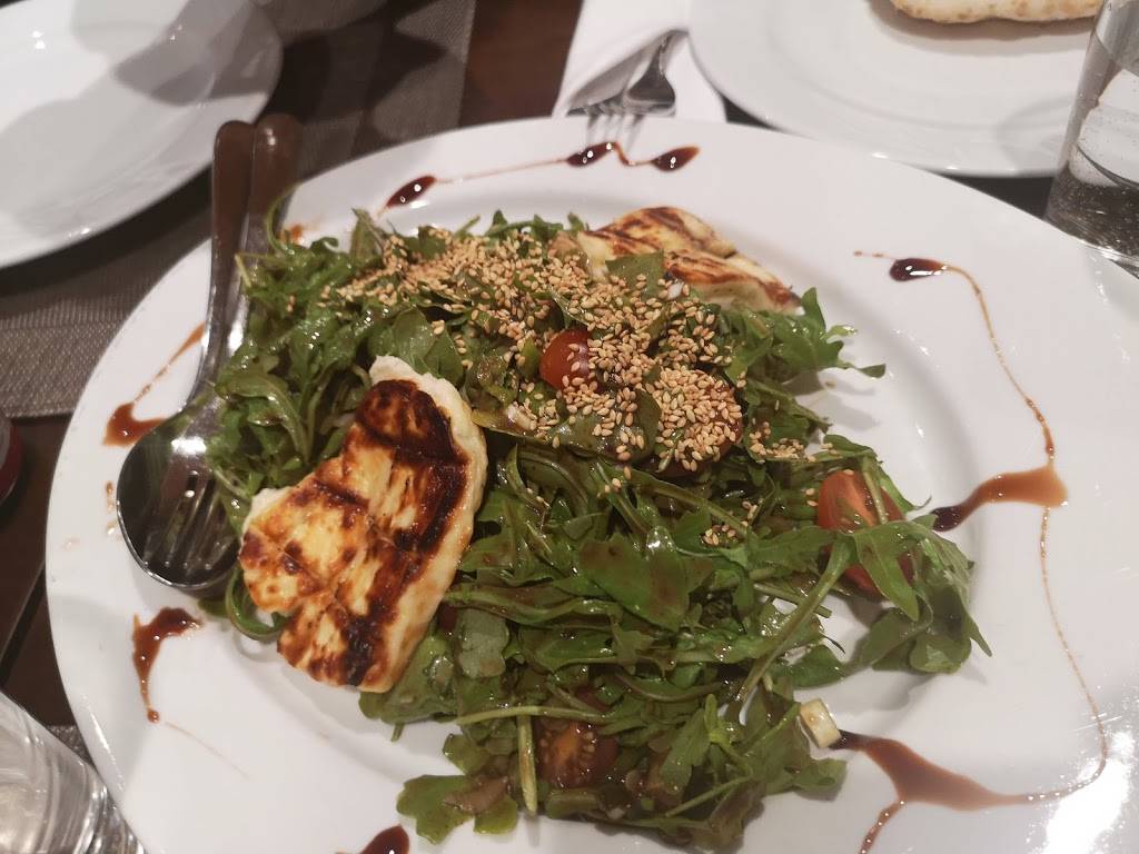 Restaurant Beroya | restaurant | 3455 Boulevard Saint-Martin O, Laval, QC H7T 1A2, Canada | 4506812020 OR +1 450-681-2020