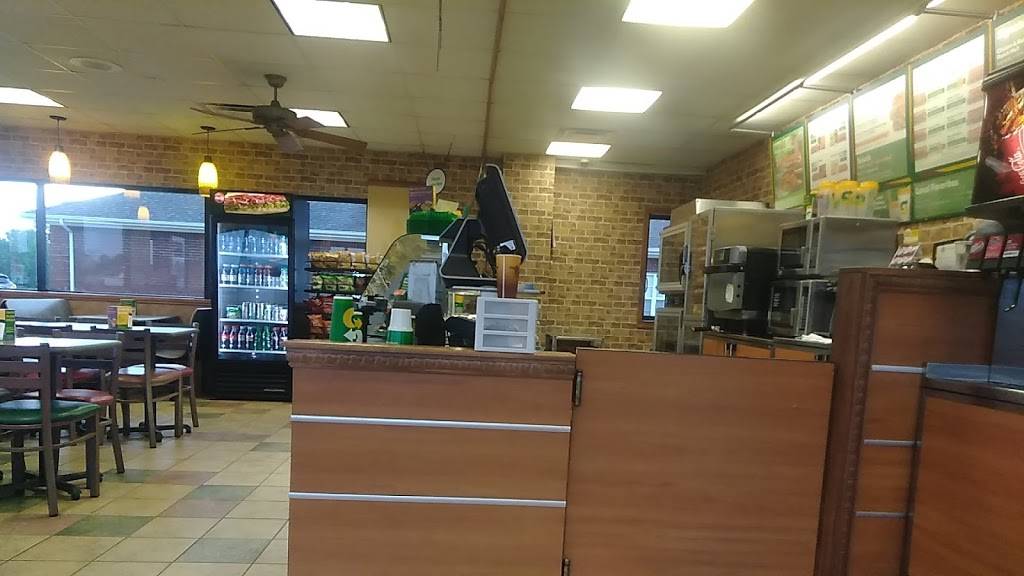 Subway | restaurant | 1200 cambell, Warner, OK 74469, USA | 9184632229 OR +1 918-463-2229