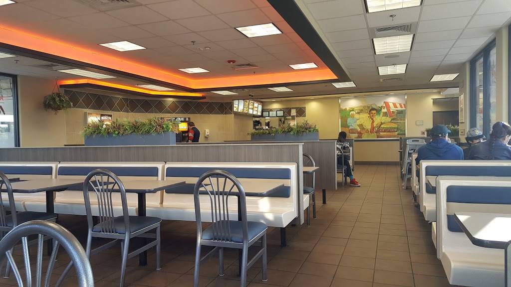Whataburger | restaurant | 6232 Retail Rd, Dallas, TX 75231, USA | 2143634903 OR +1 214-363-4903