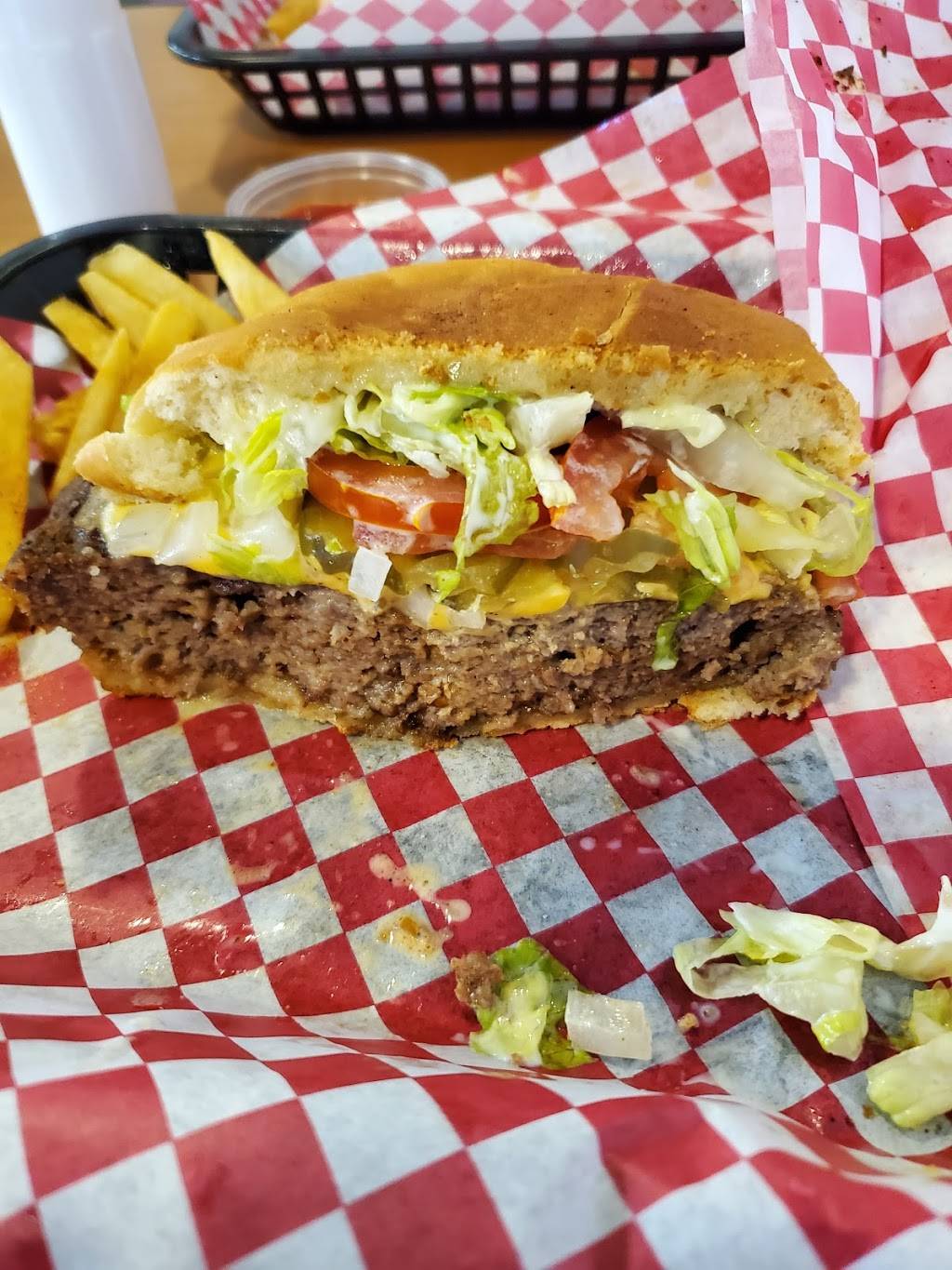 Grumpys Meatzzeria | restaurant | 1319 Sam Houston Dr, Victoria, TX 77901, USA | 3619354110 OR +1 361-935-4110