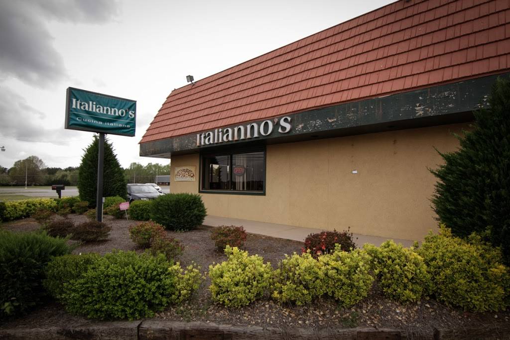 Italiannos restaurant | restaurant | 1611 N Aspen St, Lincolnton, NC 28092, USA | 7047323118 OR +1 704-732-3118